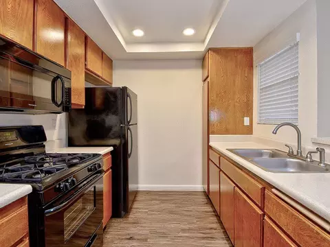 1120 W Linden St, Riverside, CA 92507 photo 3