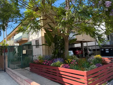 12737 Pacific Ave, Los Angeles, CA 90066