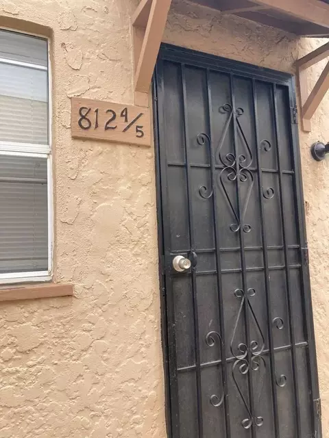 812 W 52nd St, Los Angeles, CA 90037