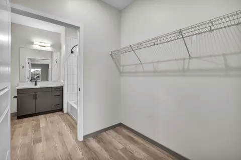 303 E 6th Ave, Columbus, OH 43201 photo 27