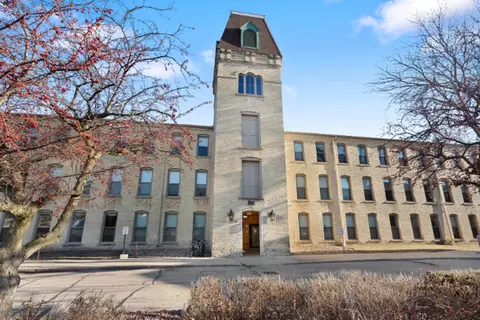 222 N Franklin St, Janesville, WI 53548