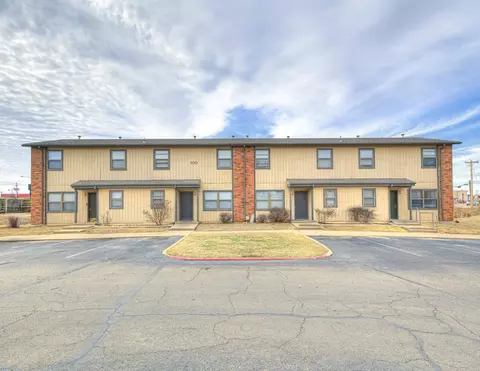1501 Bradley Ave, Ponca City, OK 74604