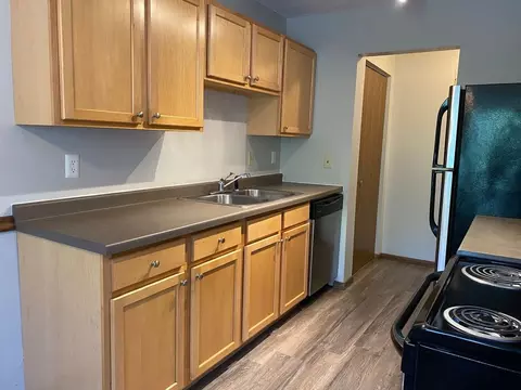 1950 Jade Ln, Eagan, MN 55122 photo 6