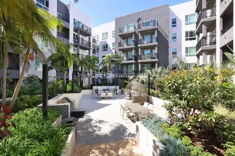 100 S Zoo Ln, Santa Ana, CA 92701 photo 13