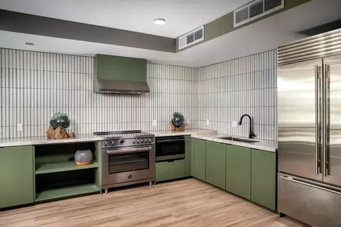 100 S Zoo Ln, Santa Ana, CA 92701 photo 5