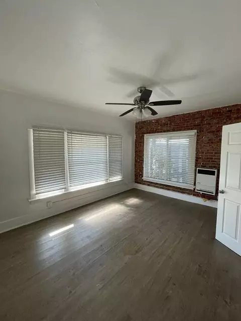1827 W Sunset Blvd, Los Angeles, CA 90026