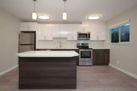 410 102nd Ave SE, Bellevue, WA 98004