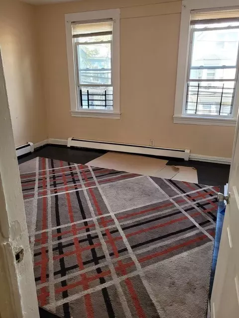 90 Cutler St, Newark, NJ 07104