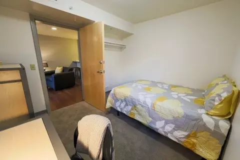 626 The Roundhouse, Madison, WI 53703