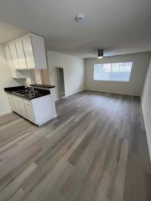 339 Vernon Ave, Los Angeles, CA 90291