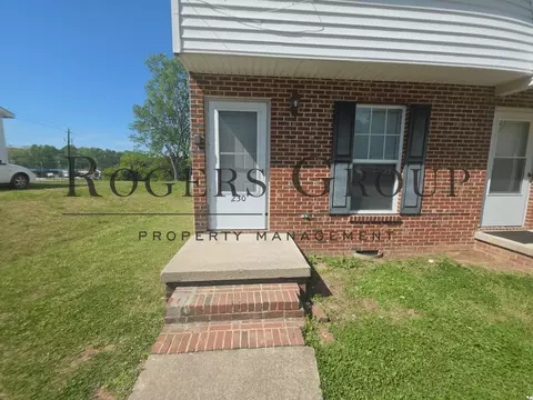 228 Wilmington Ave, Oxford, NC 27565