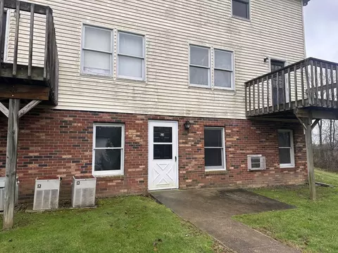 1673 Tiki Ln, Lancaster, OH 43130