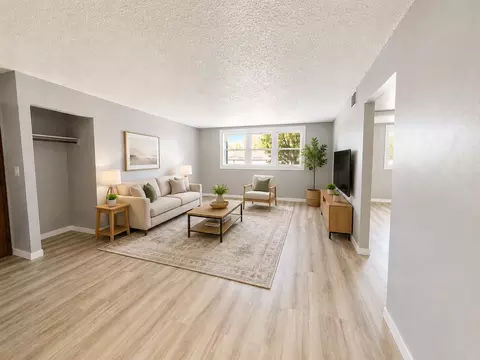 1211 Langley Rd, Waterloo, IA 50702