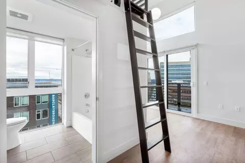500 Broadway, Seattle, WA 98122