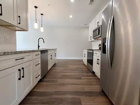 1000 Treesort Vw, Gainesville, GA 30506