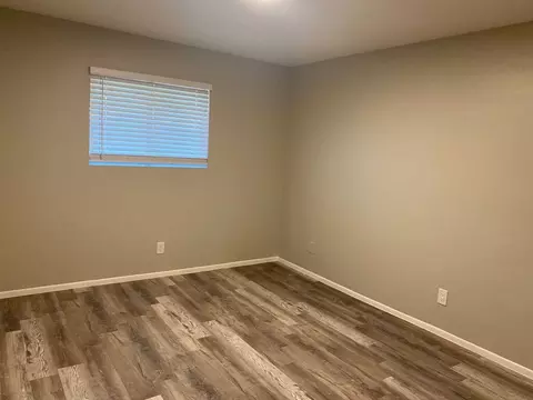 2414 W Devonshire Ave, Phoenix, AZ 85015