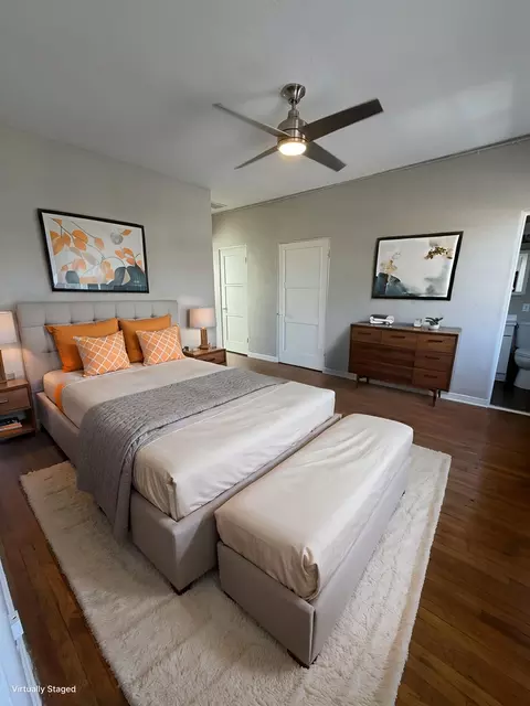 139 Tamarisk Rd, Palm Springs, CA 92262