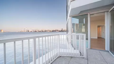 1 Harborside Pl, Jersey City, NJ 07311 photo 20