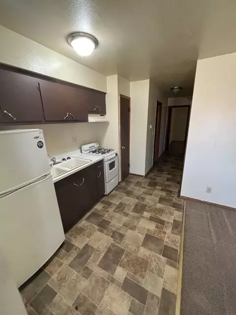 2830 W Bobolink Ave, Milwaukee, WI 53209