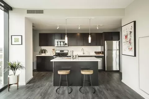 5105 S Harper Ave, Chicago, IL 60615