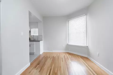 1060 Pine St, San Francisco, CA 94109
