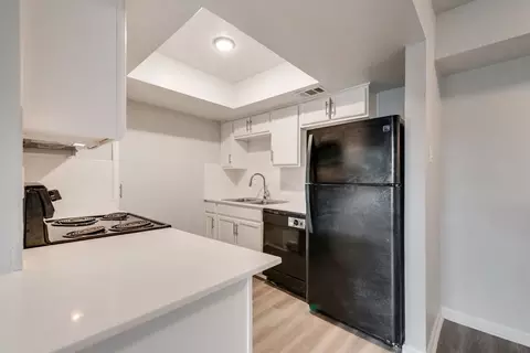 8900 Park Ln, Dallas, TX 75231