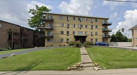 4821 Reading Rd, Cincinnati, OH 45237