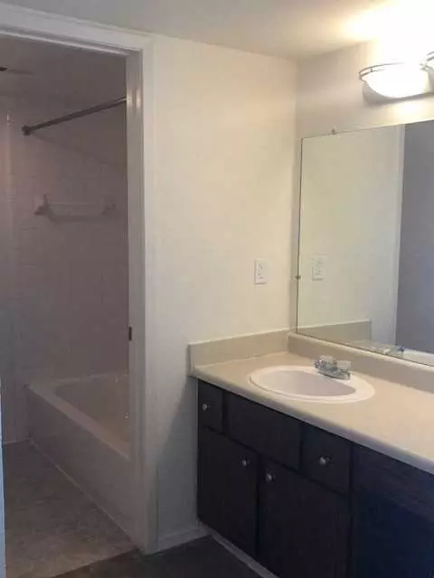 4154 3 Oaks Dr, Troy, MI 48098 photo 37