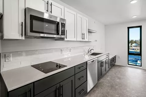 1020 Centerpoint Dr, Stevens Point, WI 54481 photo 6