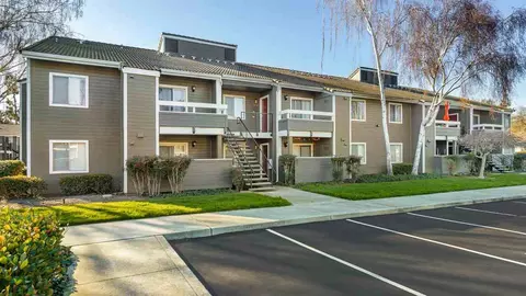 325 Union Ave, Campbell, CA 95008 photo 8