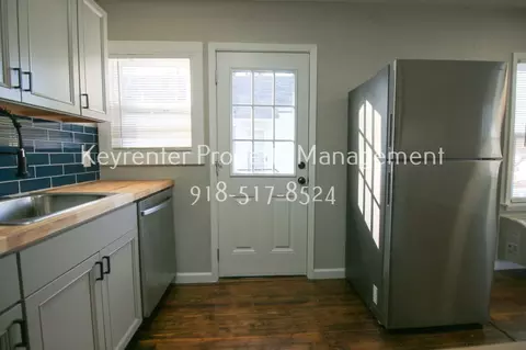 2018 E 12th St, Tulsa, OK 74104 photo 8