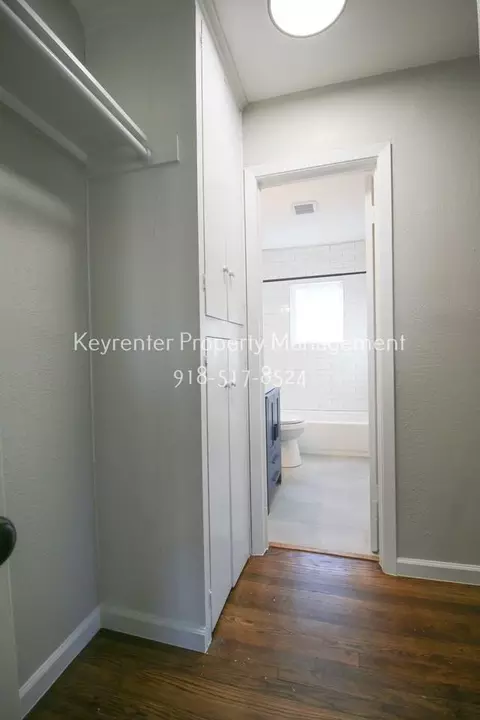 2018 E 12th St, Tulsa, OK 74104 photo 13