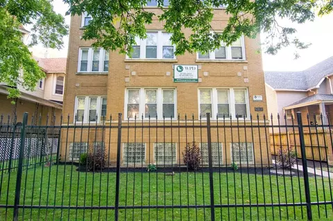 6731 S Perry Ave, Chicago, IL 60621