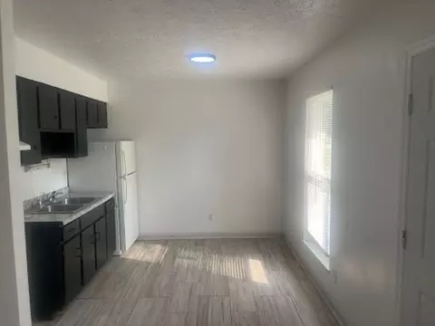 605 Cheyenne Rd, Radcliff, KY 40160