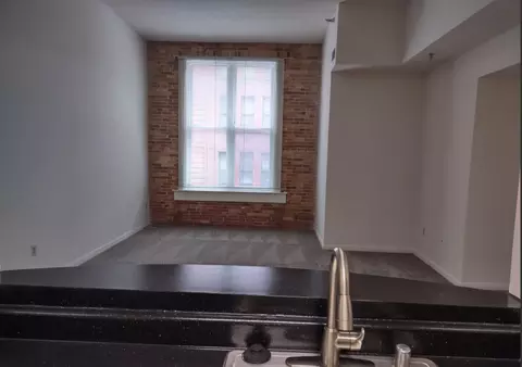 410 W Lombard St, Baltimore, MD 21201 photo 48