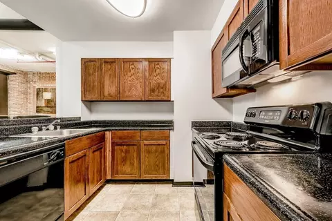 410 W Lombard St, Baltimore, MD 21201 photo 14