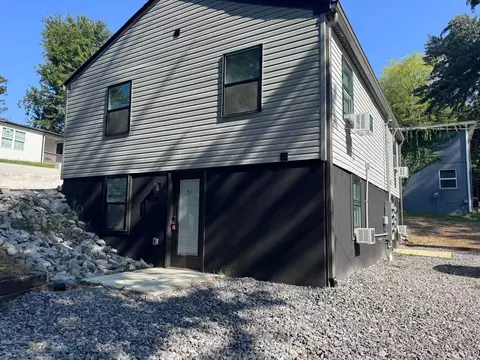 19 Proctor Dr, Clarksville, TN 37043