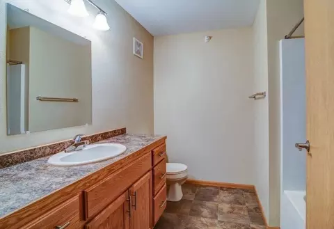 4102 Shoal Loop SE, Mandan, ND 58554