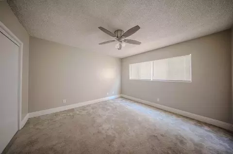1940 Pine Ave, Long Beach, CA 90806 photo 5