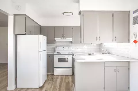 1928 George Washington Way, Richland, WA 99354