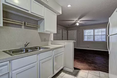 802 Stanford St, Houston, TX 77019
