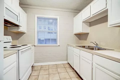 802 Stanford St, Houston, TX 77019