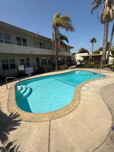 3575 3585-3595 S Sepulveda #3575-3575, Los Angeles, CA 90034 photo 2