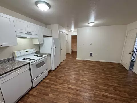 768 SE 193rd Ave, Portland, OR 97233