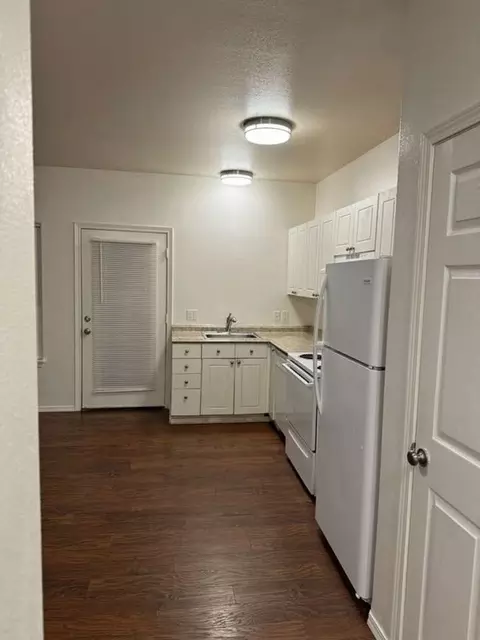 768 SE 193rd Ave, Portland, OR 97233