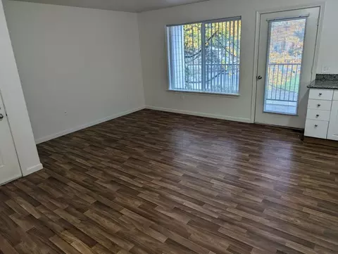 768 SE 193rd Ave, Portland, OR 97233
