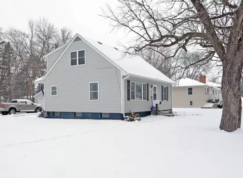 2153 Green Ave, Anoka, MN 55303