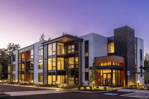 185 Fairway Loop, Eugene, OR 97401