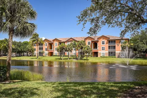 15250 Sonoma Dr, Fort Myers, FL 33908 photo 8