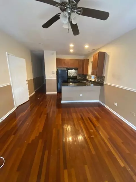 7654 S Colfax Ave, Chicago, IL 60649